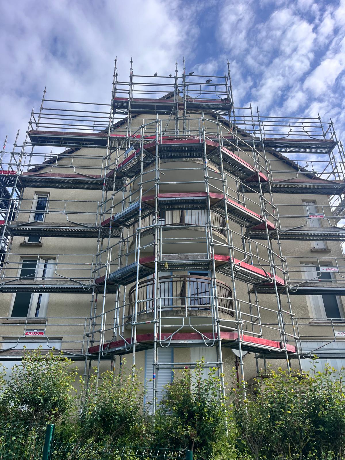 Beauvais, rue Berlioz : chaque balcon rénové en sécurité
